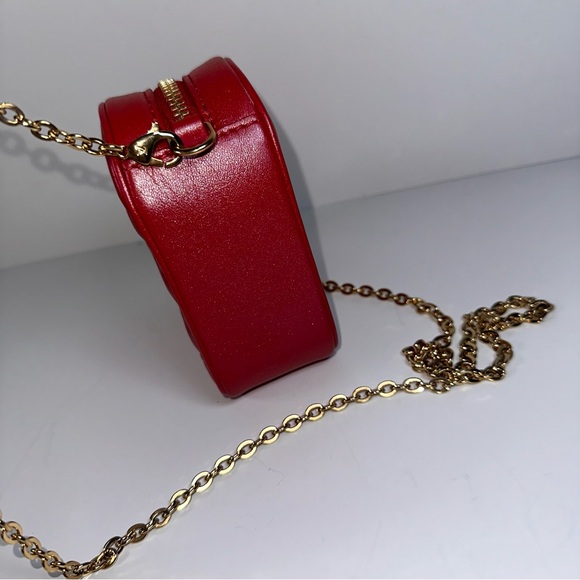 Louis Vuitton Lambskin Embossed Monogram Fall In Love Sac Coeur Heart bag - Picture 6 of 16